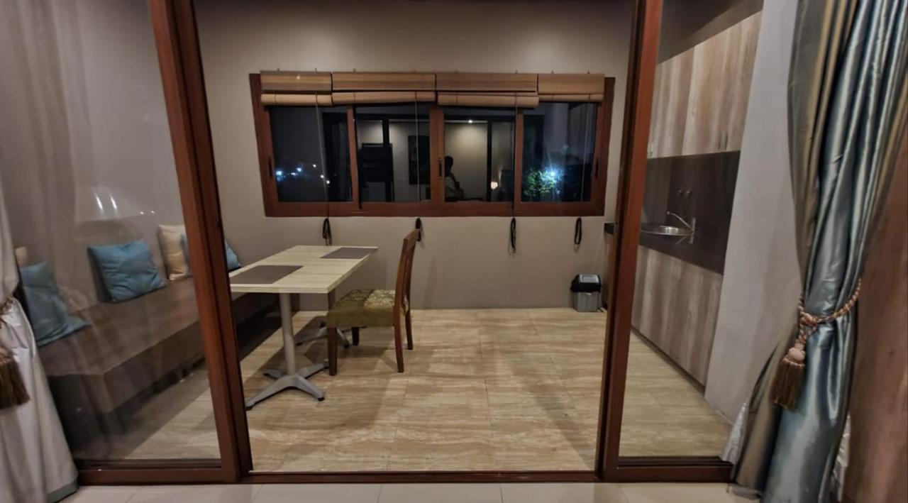 Puri Sabina Bed & Breakfast Jimbaran Екстериор снимка