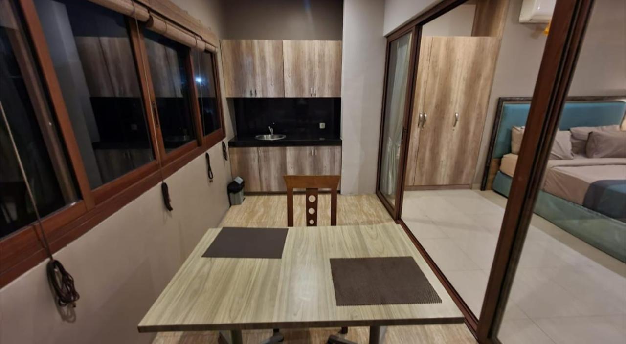 Puri Sabina Bed & Breakfast Jimbaran Екстериор снимка