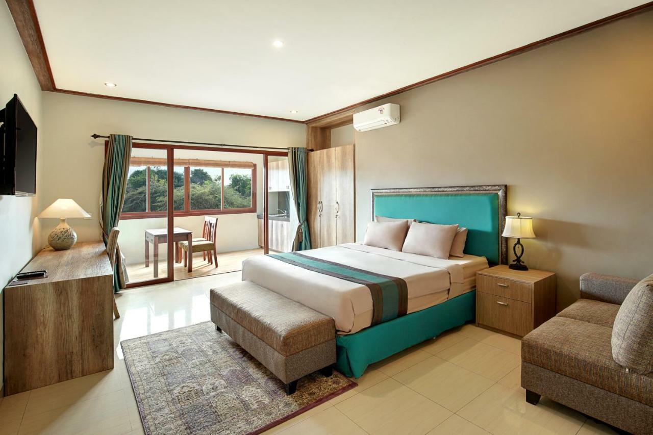 Puri Sabina Bed & Breakfast Jimbaran Екстериор снимка