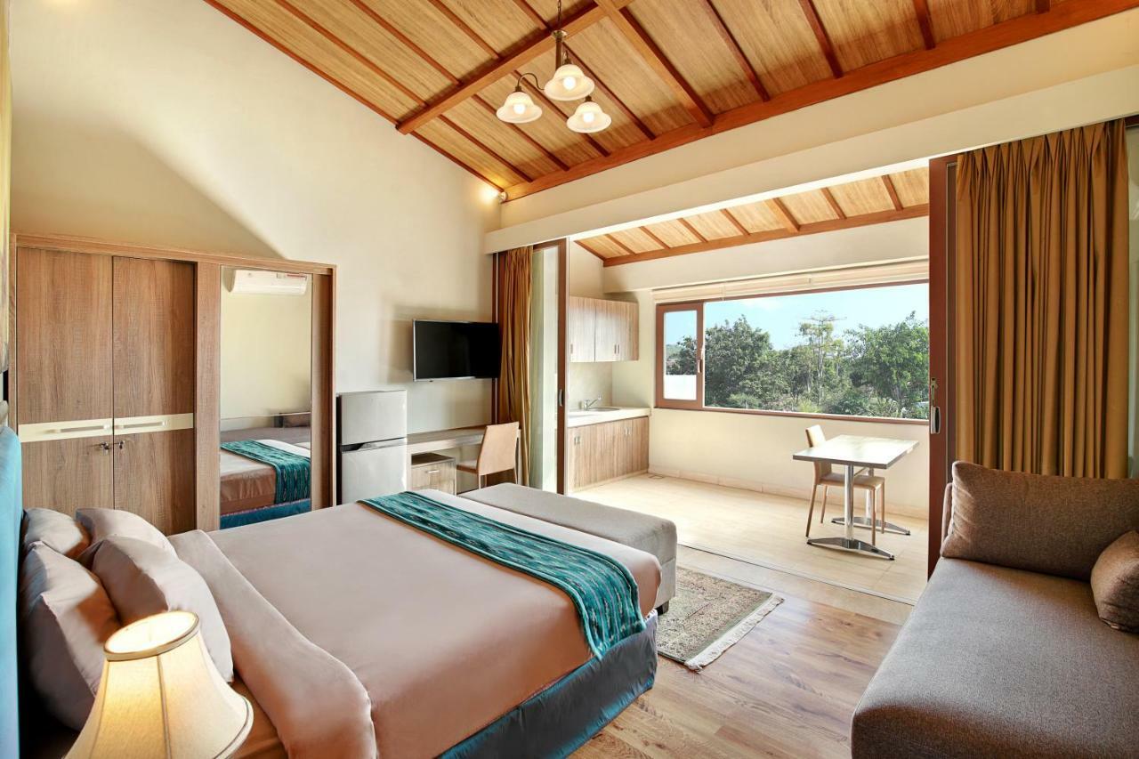 Puri Sabina Bed & Breakfast Jimbaran Екстериор снимка