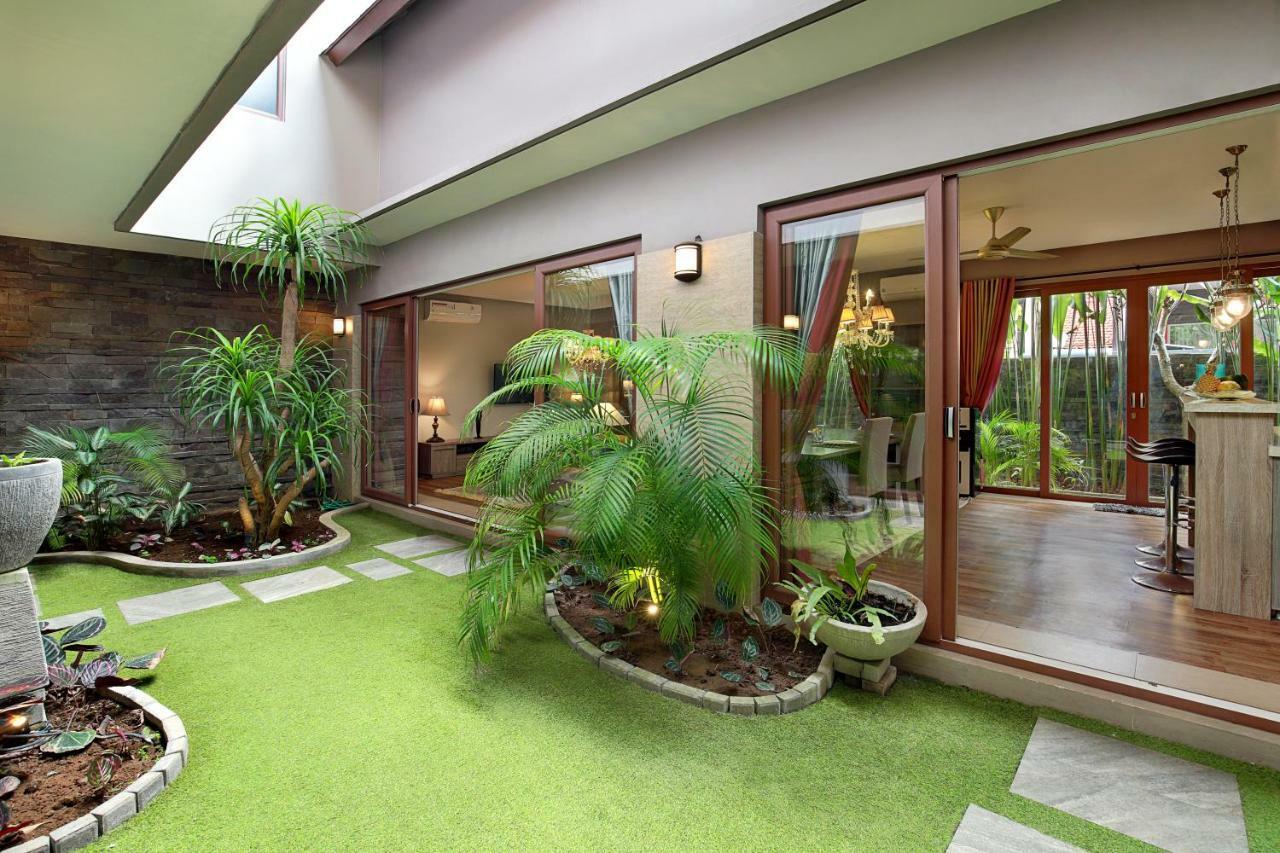 Puri Sabina Bed & Breakfast Jimbaran Екстериор снимка