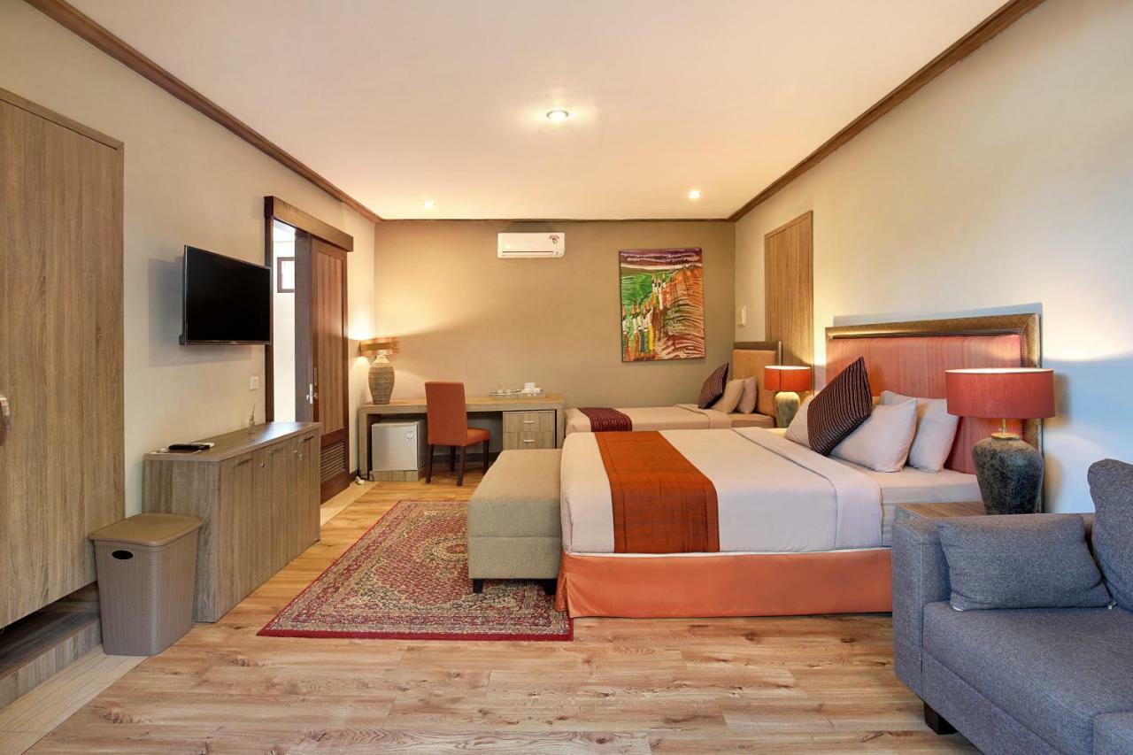 Puri Sabina Bed & Breakfast Jimbaran Екстериор снимка