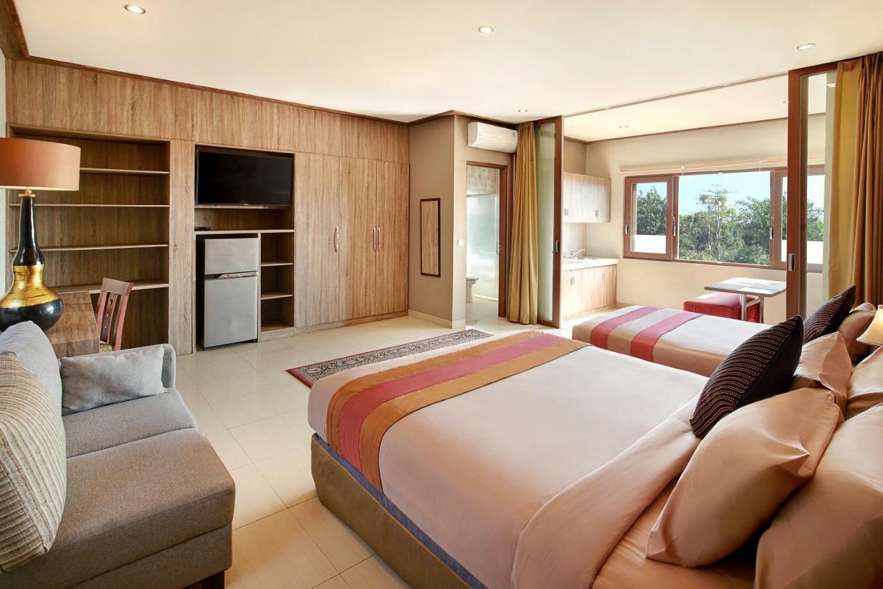 Puri Sabina Bed & Breakfast Jimbaran Екстериор снимка
