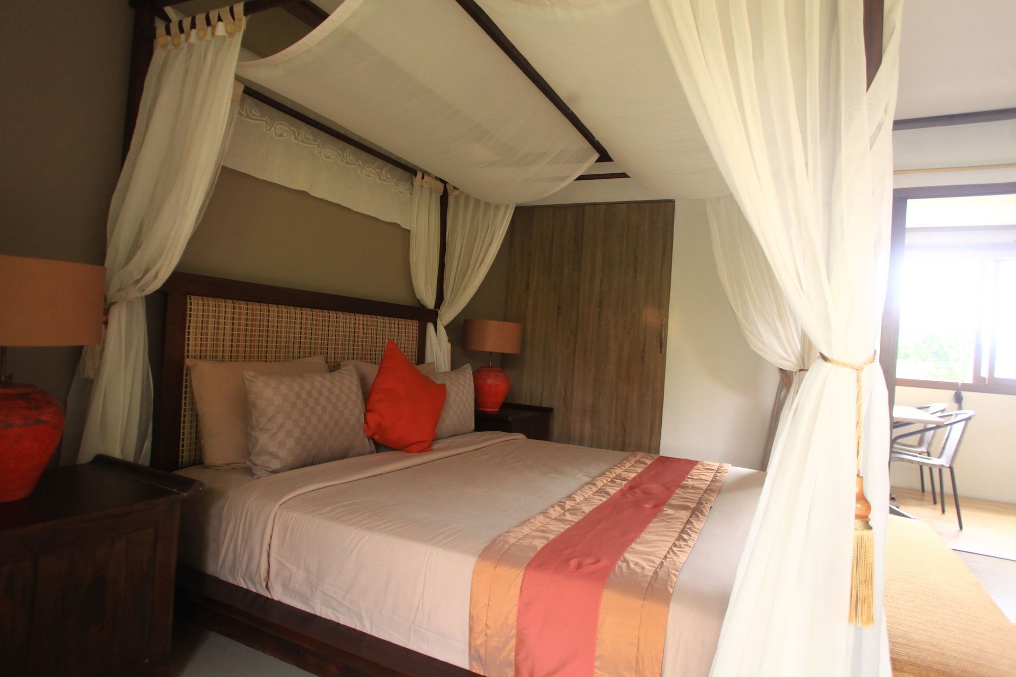 Puri Sabina Bed & Breakfast Jimbaran Екстериор снимка