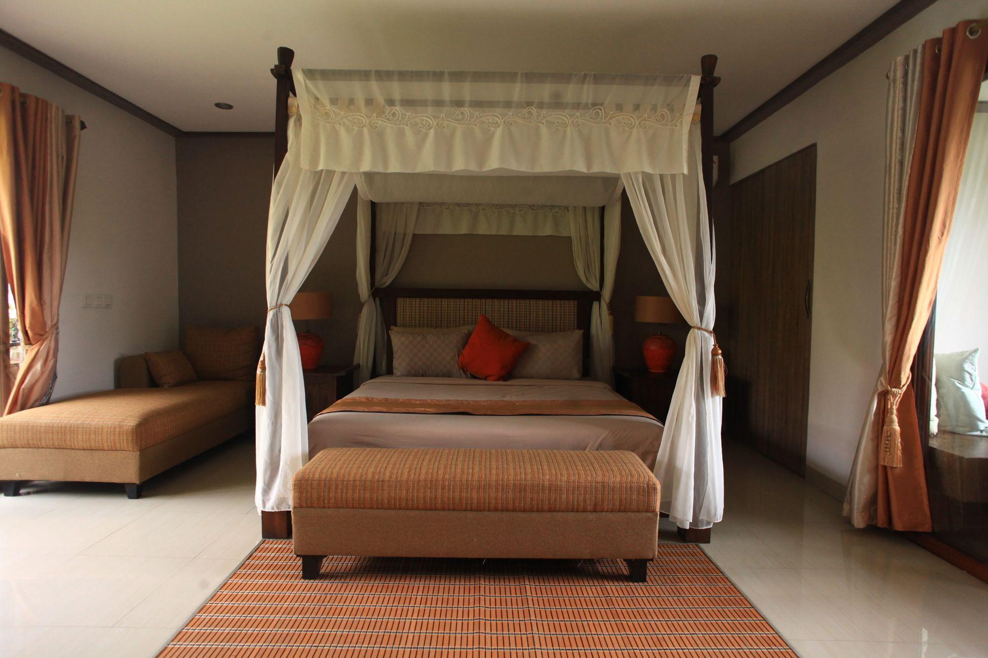 Puri Sabina Bed & Breakfast Jimbaran Екстериор снимка