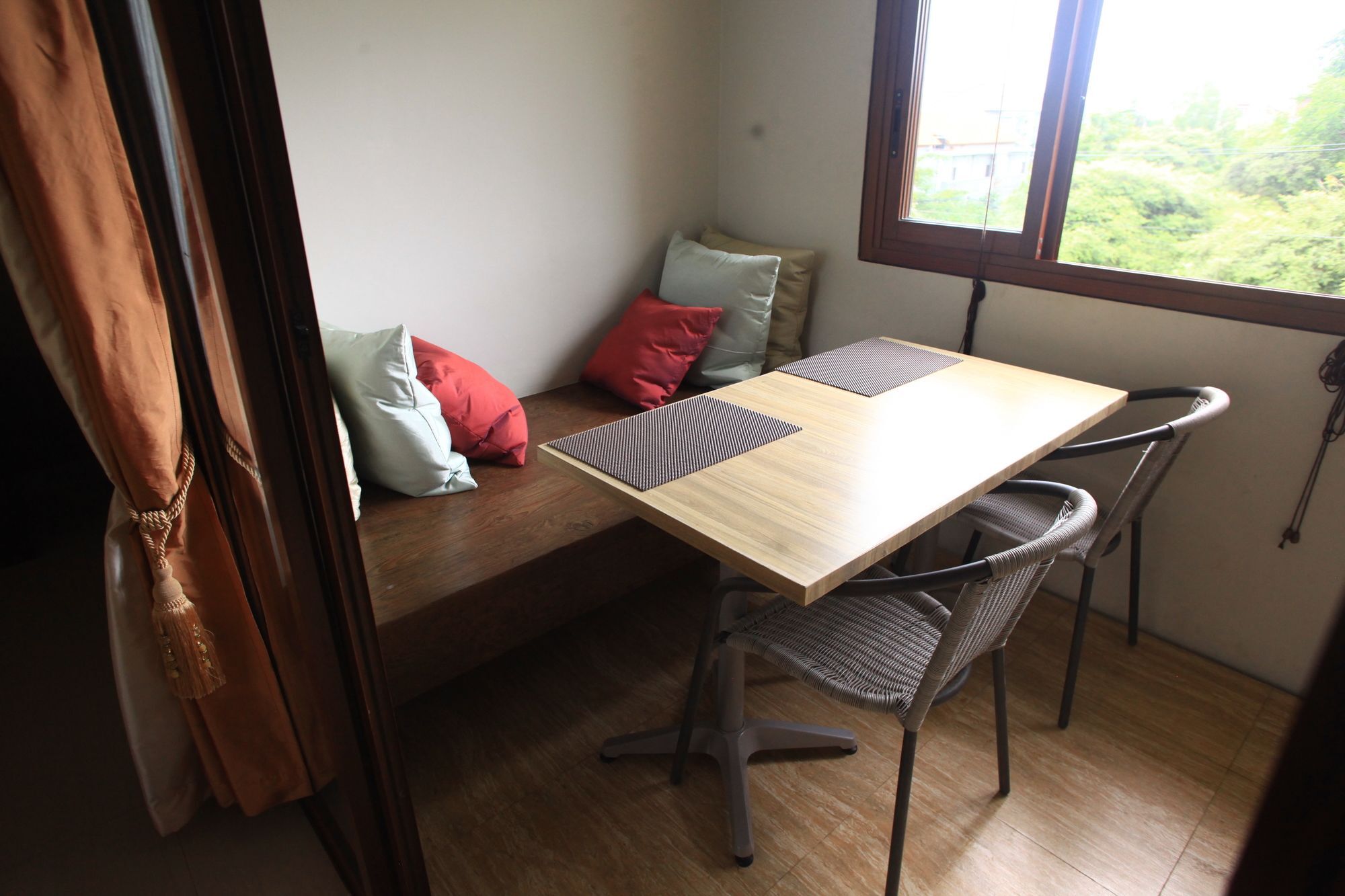 Puri Sabina Bed & Breakfast Jimbaran Екстериор снимка